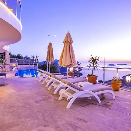 别墅 Kiziltas 6 Bedroom Seaview With Private Pool Hot Tub