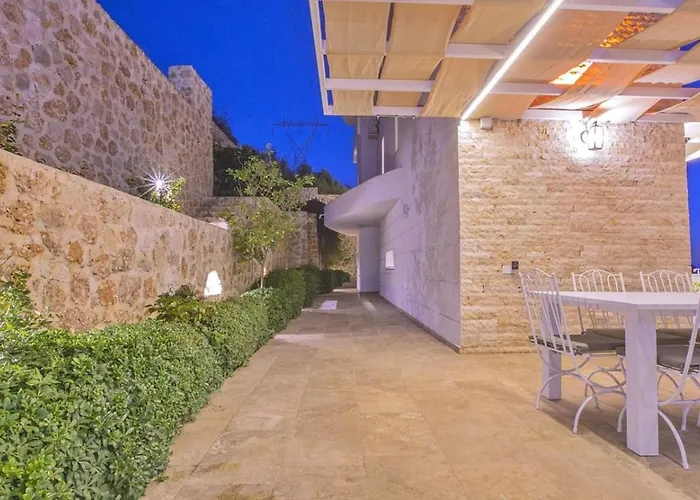 Kiziltas 6 Bedroom Seaview With Private Pool Hot Tub