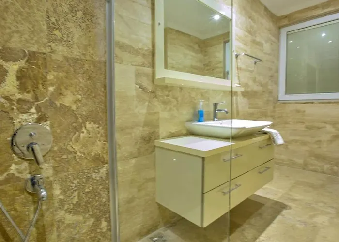 Kiziltas 6 Bedroom Seaview With Private Pool Hot Tub *