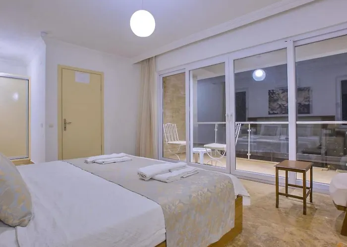 别墅 Kiziltas 6 Bedroom Seaview With Private Pool Hot Tub 卡尔坎
